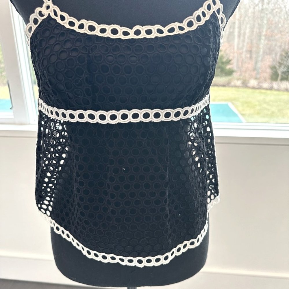 Marc Jacobs Black with White trim top size Zero